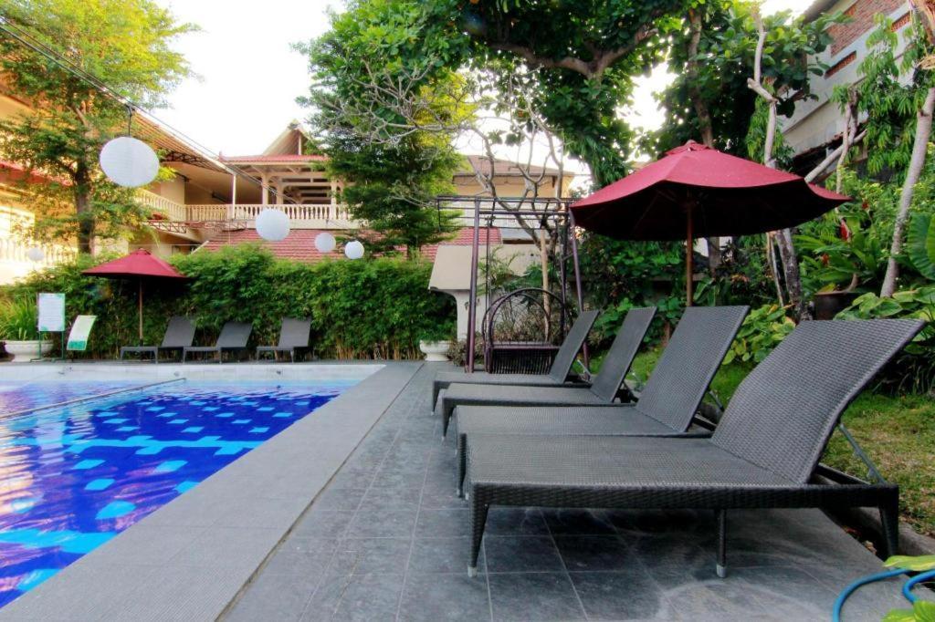 Hotel Grand Rosela Yogyakarta Exterior foto