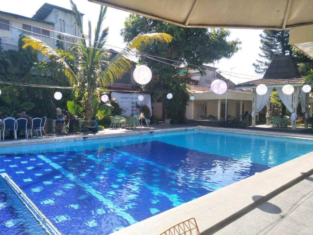 Hotel Grand Rosela Yogyakarta Exterior foto